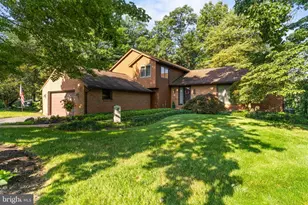 1306 Bosler Pl, Carlisle, PA 17013 - Photo 3