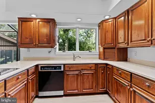 1306 Bosler Pl, Carlisle, PA 17013 - Photo 13