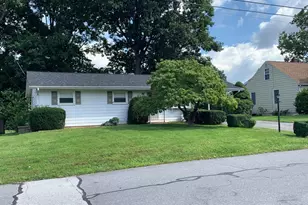 833 W North St, Carlisle, PA 17013 - Photo 3