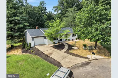 519 Lavina Drive, Mechanicsburg, PA 17055 - Photo 3