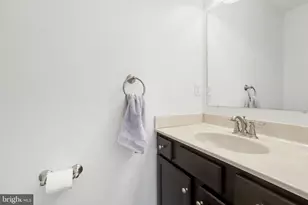 276 Melbourne Ln, Mechanicsburg, PA 17055 - Photo 9