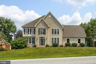 32 Sunfire Ave, Camp Hill, PA 17011 - Photo 1