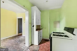 453 W Penn St, Carlisle, PA 17013 - Photo 11