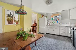 90 Fairview St, Carlisle, PA 17015 - Photo 17