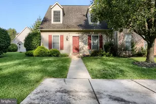 238 Stonehedge Ln, Mechanicsburg, PA 17055 - Photo 1