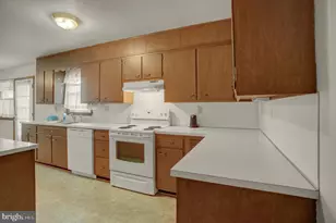 519 Oakville Rd, Shippensburg, PA 17257 - Photo 13