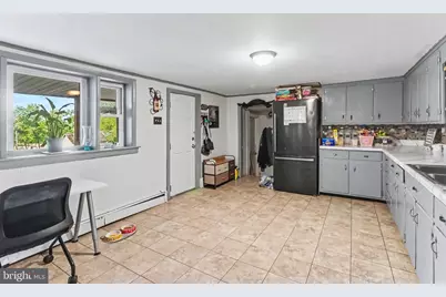 110 N Middlesex Road, Carlisle, PA 17013 - Photo 5