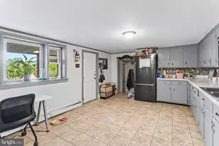 110 N Middlesex Rd, Carlisle, PA 17013 - Photo 5