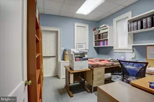 126 E King St, Shippensburg, PA 17257 - Photo 37