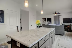 7 Brubacker Dr, Carlisle, PA 17013 - Photo 19
