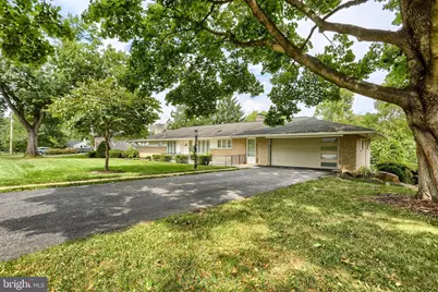 19 Eastgate Drive, Camp Hill, PA 17011 - Photo 1