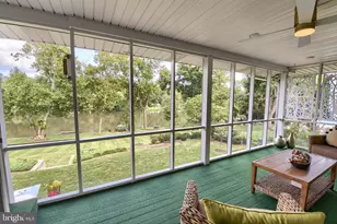 19 Eastgate Dr, Camp Hill, PA 17011 - Photo 23