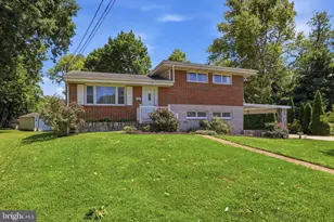 115 Allen Ct, Camp Hill, PA 17011 - Photo 3