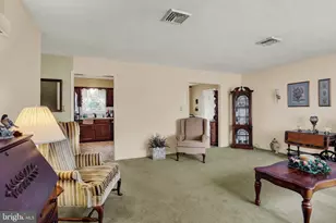 545 Boxwood Ln, Carlisle, PA 17015 - Photo 15