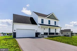 2 Brubacker Dr, Carlisle, PA 17013 - Photo 3