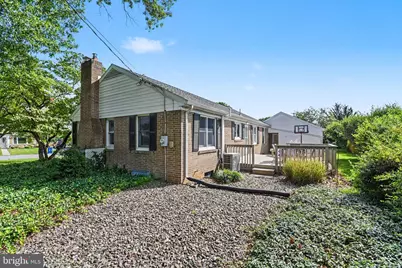 208 E Hillcrest Drive, Carlisle, PA 17013 - Photo 33