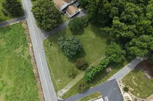 420 Kerrsville Rd, Carlisle, PA 17015 - Photo 11