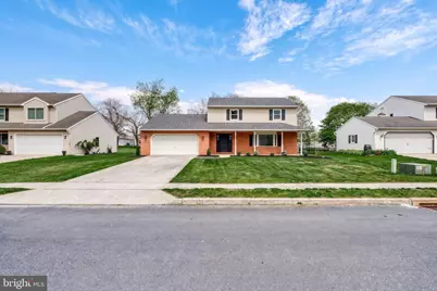18 Bourbon Red Drive, Mechanicsburg, PA 17050 - Photo 3