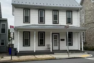 425 E King St, Shippensburg, PA 17257 - Photo 1
