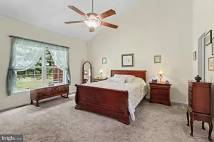 4280 Roth Farm Village Cir, Mechanicsburg, PA 17050 - Photo 17