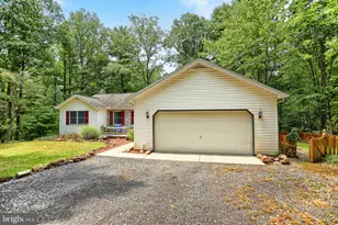 55 Horseshoe Rd, Carlisle, PA 17015 - Photo 3