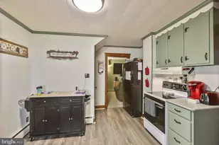 303 Walnut St, Shippensburg, PA 17257 - Photo 11