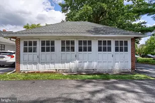 512 S Market St, Mechanicsburg, PA 17055 - Photo 49