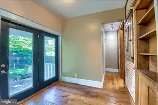512 S Market St, Mechanicsburg, PA 17055 - Photo 11