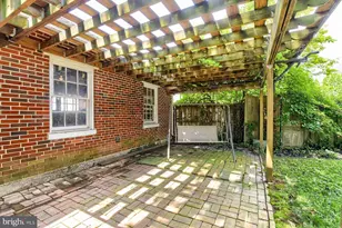 512 S Market St, Mechanicsburg, PA 17055 - Photo 47