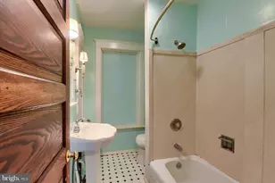512 S Market St, Mechanicsburg, PA 17055 - Photo 31