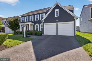 110 Bittersweet, Mechanicsburg, PA 17050 - Photo 3