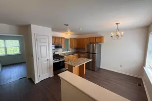 37 Queen Ave, Enola, PA 17025 - Photo 5