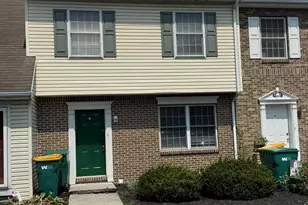 37 Queen Ave, Enola, PA 17025 - Photo 1