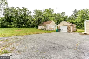 1140 Oyster Mill Rd, Camp Hill, PA 17011 - Photo 5