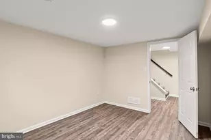 310 Fairview St, Carlisle, PA 17015 - Photo 37