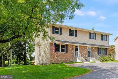 310 Fairview Street, Carlisle, PA 17015 - Photo 3