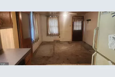 33 E Pine Street, Mount Holly Springs, PA 17065 - Photo 7
