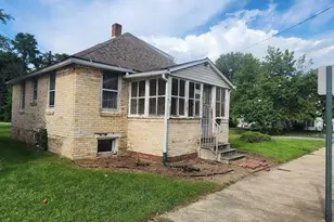 33 E Pine St, Mount Holly Springs, PA 17065 - Photo 3