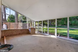 904 W Foxcroft Dr, Camp Hill, PA 17011 - Photo 15