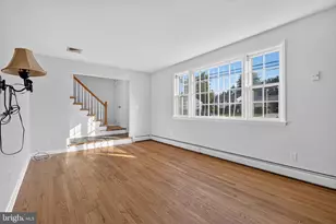 904 W Foxcroft Dr, Camp Hill, PA 17011 - Photo 3