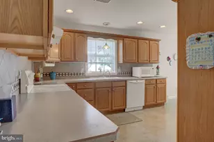 37 Colonial Ct, Shippensburg, PA 17257 - Photo 7