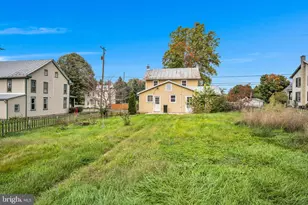 8 E Main St, Carlisle, PA 17015 - Photo 29