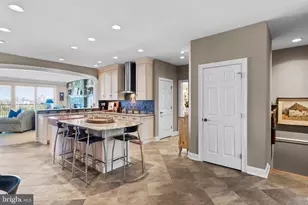549 Bridgeview Dr, Lemoyne, PA 17043 - Photo 13