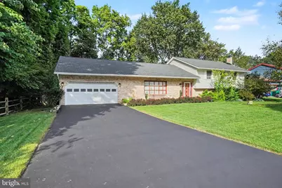 819 Meadow Lane, Camp Hill, PA 17011 - Photo 7