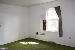 142 E Chapel Ave, Carlisle, PA 17013 - Photo 11