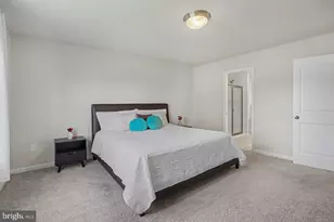 806 Greenwich Ln, Shippensburg, PA 17257 - Photo 13