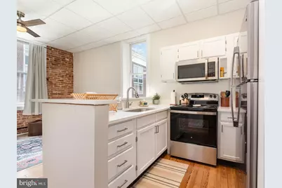 32 W High Street #202, Carlisle, PA 17013 - Photo 3