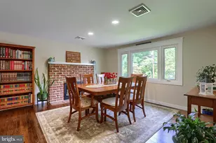818 Meadow Ln, Camp Hill, PA 17011 - Photo 11
