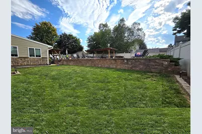 37 Greenmont Drive, Enola, PA 17025 - Photo 13