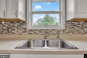 602 W Pine St, Mount Holly Springs, PA 17065 - Photo 11